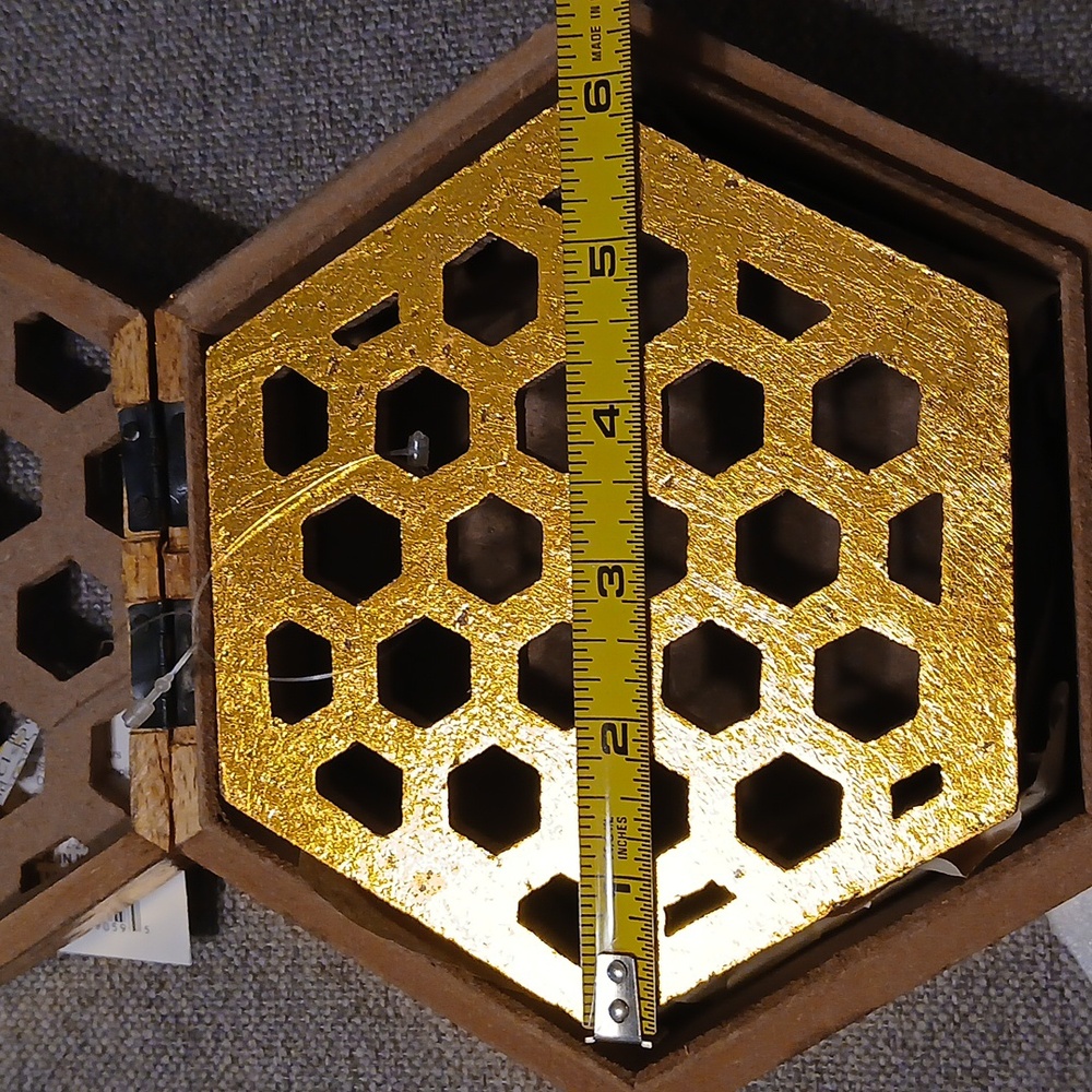 Gold Hexagonal Décor Box - Picture 4 of 6